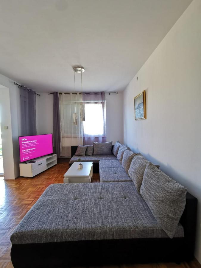 Apartament Omisalj Exterior photo